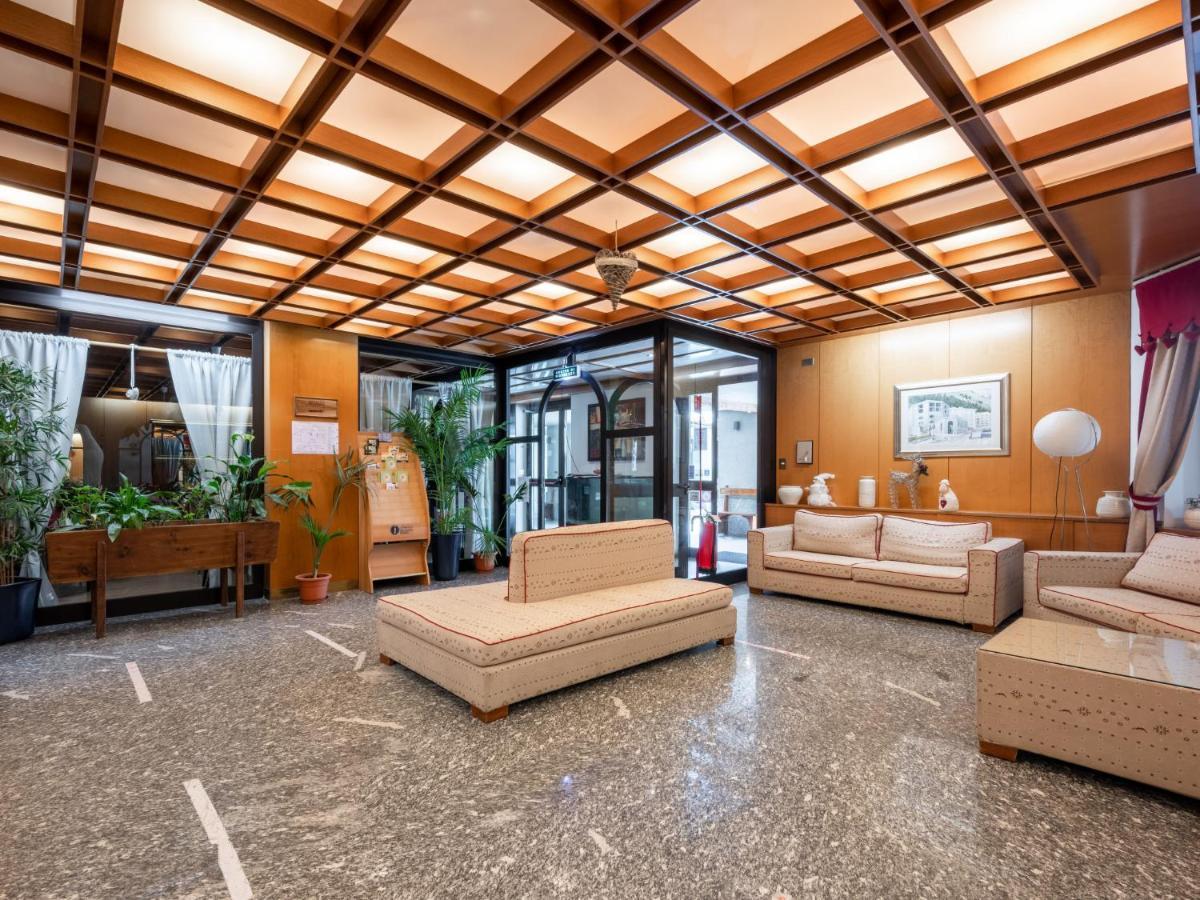 Apartment Universo-4 By Interhome プレ・サン・ディディエ エクステリア 写真